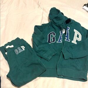 GAP Kids Sweatsuit